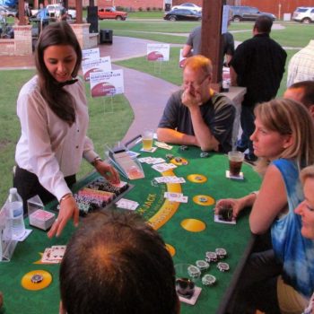 outside blackjack, people playing blackjack outside